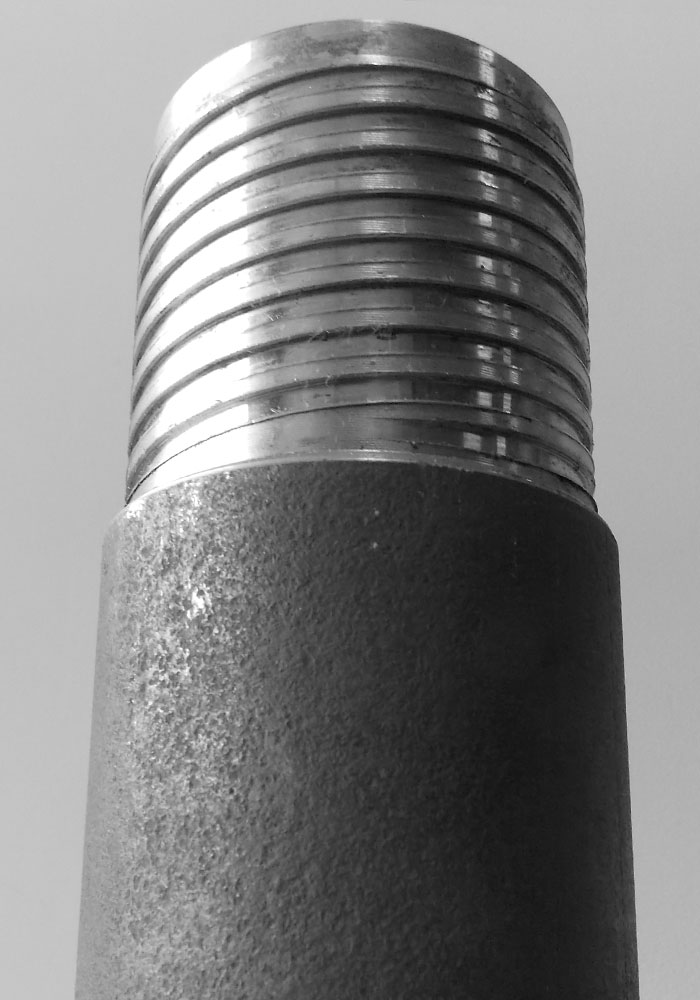 Drill casing with several available threads