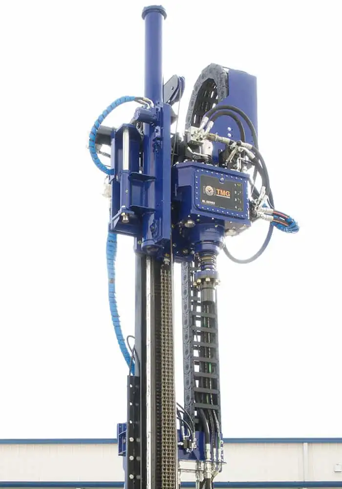Compact SPT drill rig machine with automahammer and rotary drill head